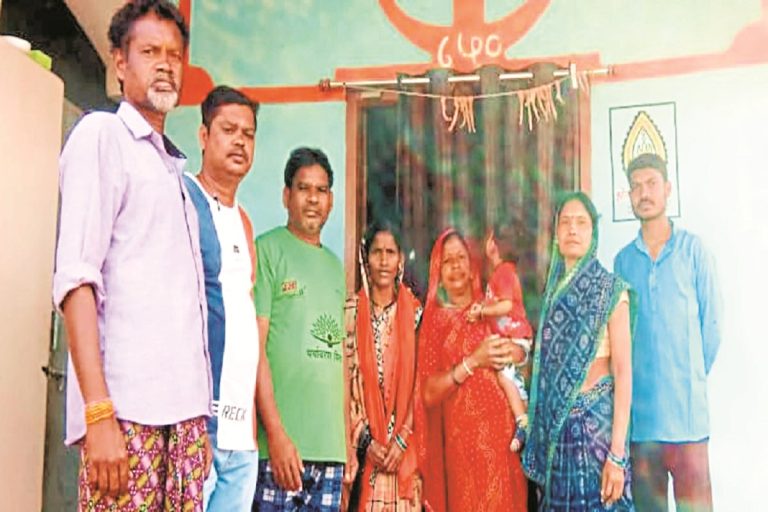 चाचा-भतीजा चुनाव मैदान में, खुर्सी के लिए रिश्तेदार भी हो गए आमने-सामने…